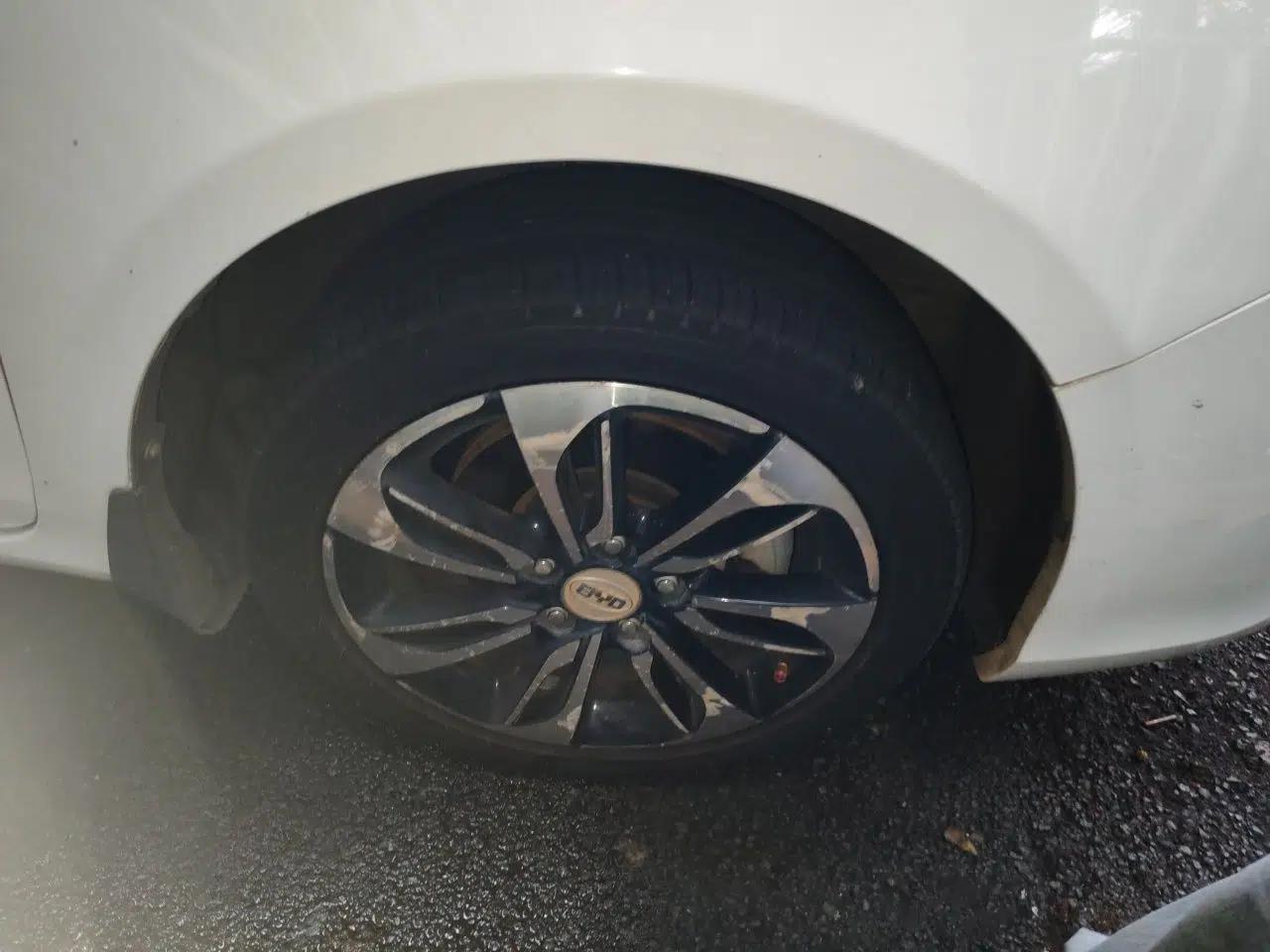 BYD Qin New Energy 2015 1.5T Dual-Crown Flagship Edition — миниатюра 8