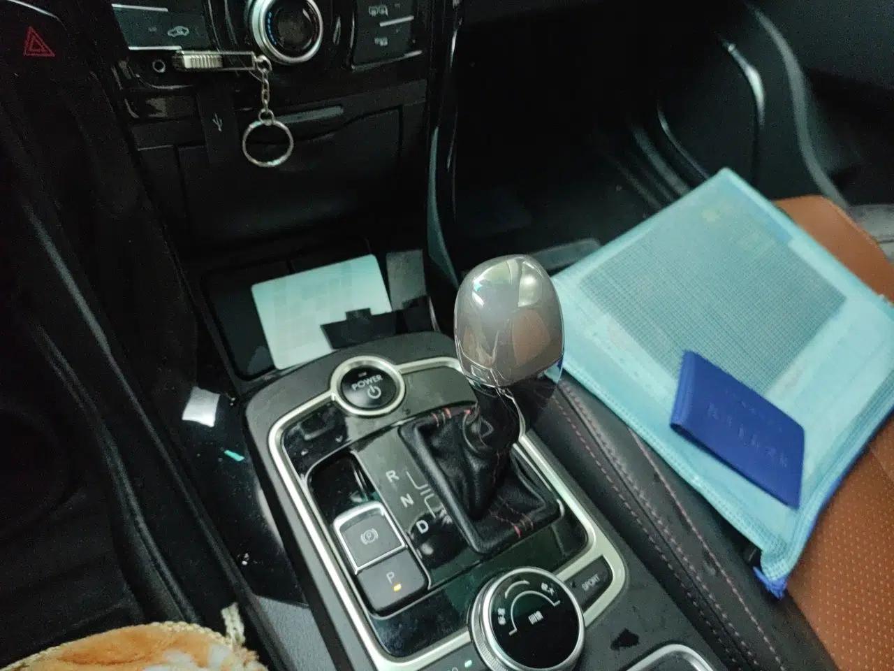 BYD Qin New Energy 2016 Qin EV300 Prestige Model — миниатюра 15