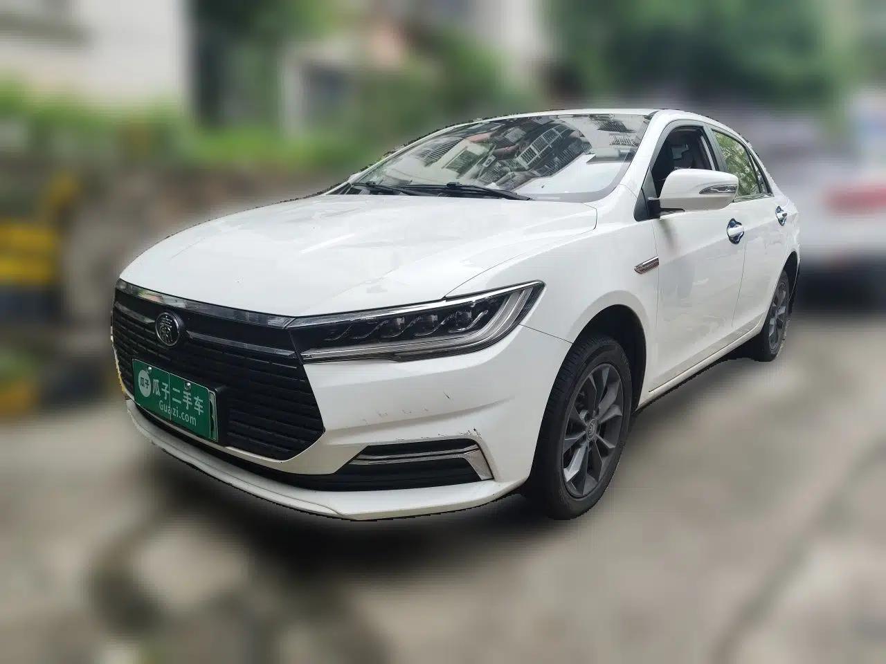 BYD Qin New Energy 2019 Travel Edition — миниатюра 1