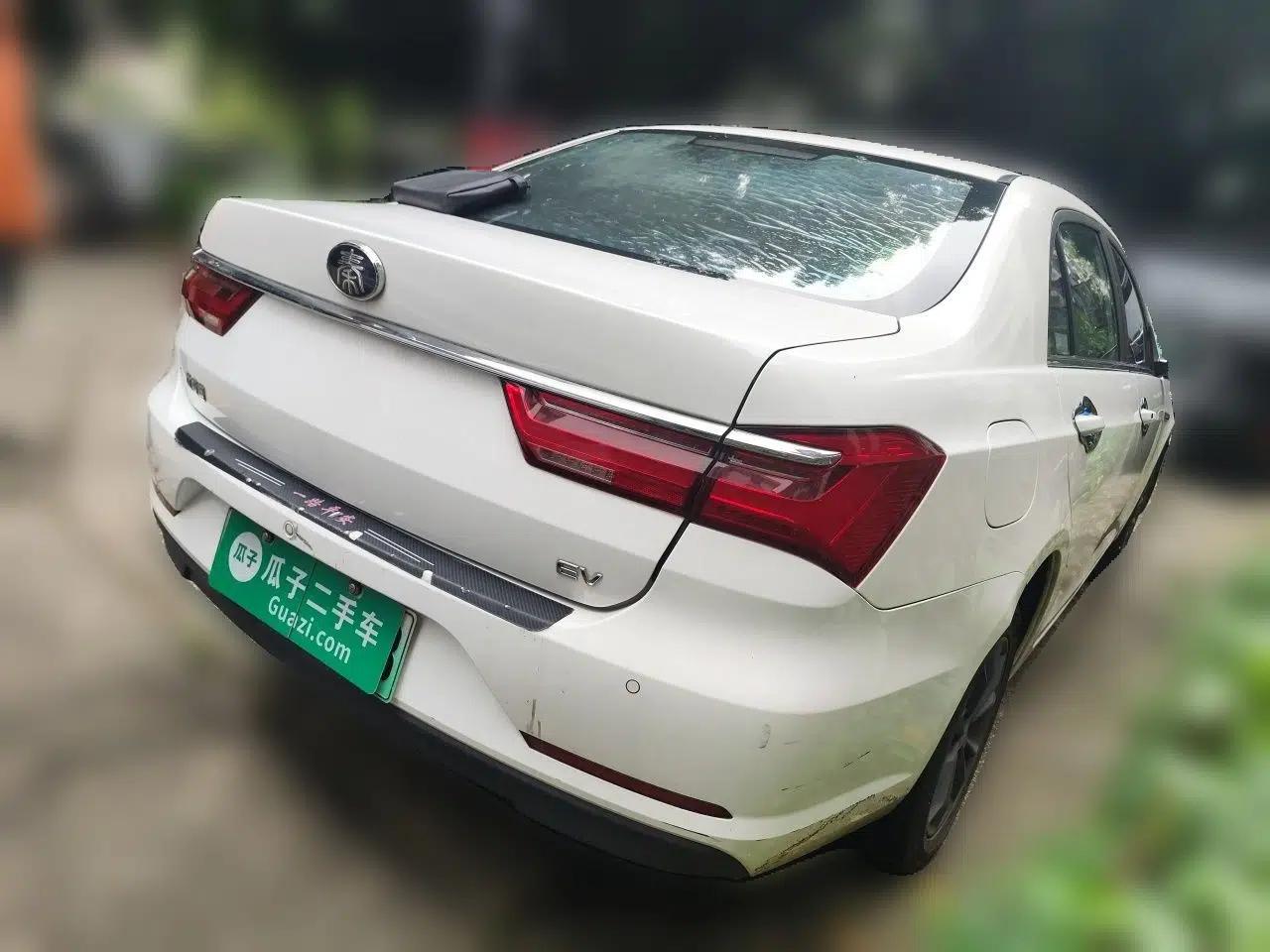 BYD Qin New Energy 2019 Travel Edition — миниатюра 6