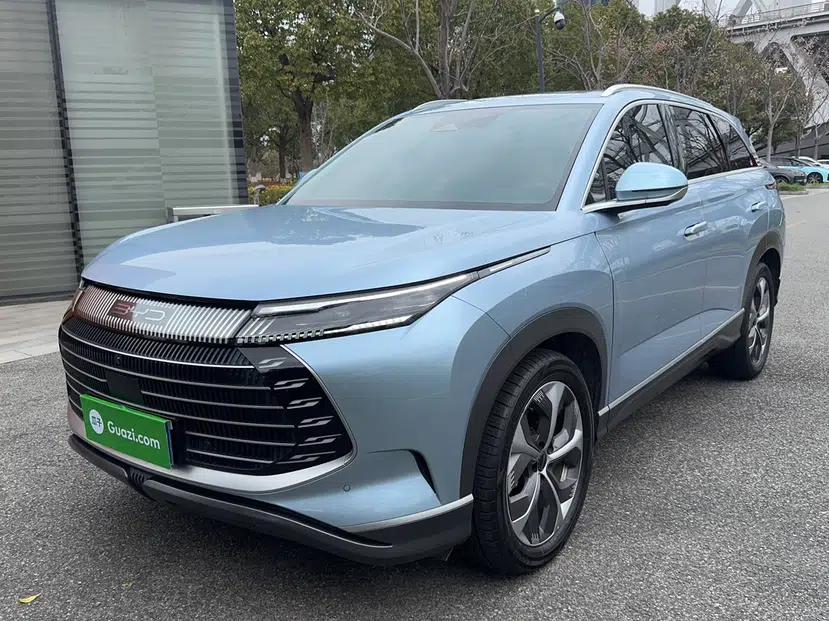 BYD Frigate 07 2023 DM-i 100KM Prestige Model — миниатюра 1