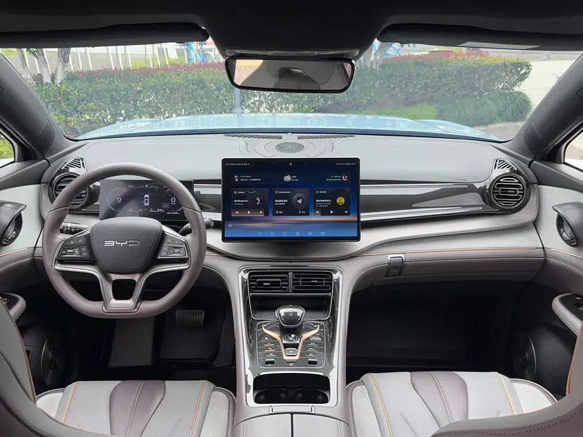 BYD Frigate 07 2023 DM-i 100KM Prestige Model — миниатюра 20