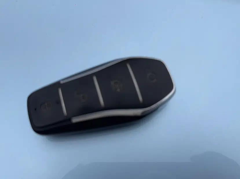 BYD Frigate 07 2023 DM-i 100KM Prestige Model — миниатюра 23