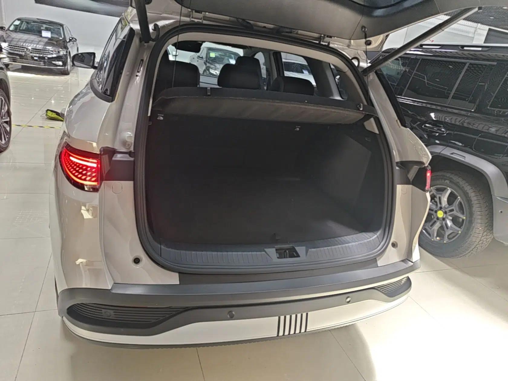 BYD Sealion 05 DM-i 2025 DM-i Smart Drive 115KM Flagship Model — миниатюра 22