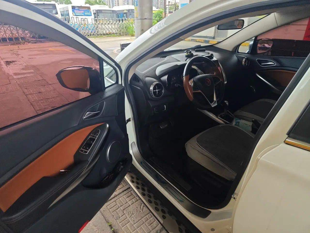 BYD Yuan 2016 1.5TID Automatic Luxury Version — миниатюра 17