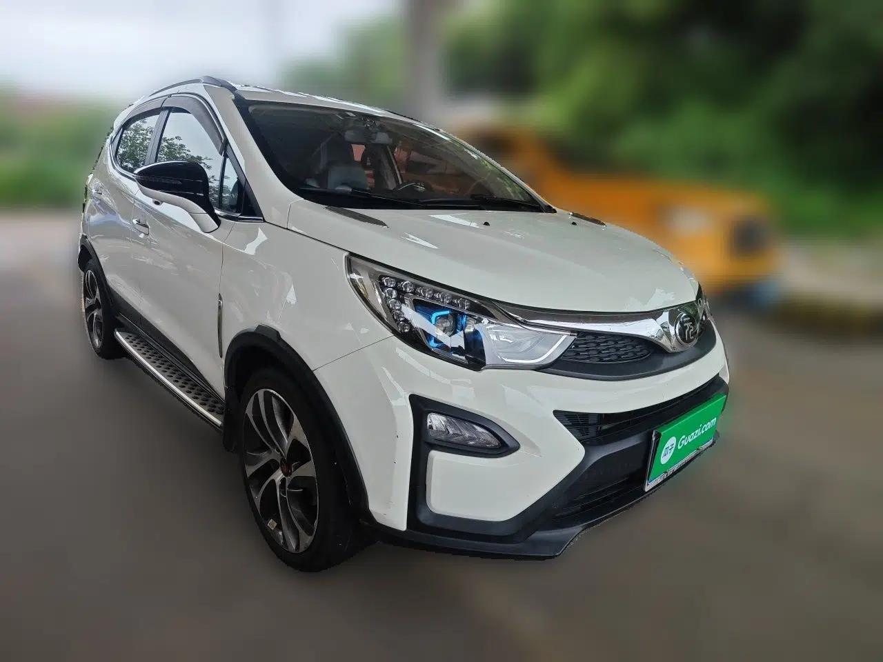 BYD Yuan 2016 1.5TID Automatic Luxury Version — миниатюра 3