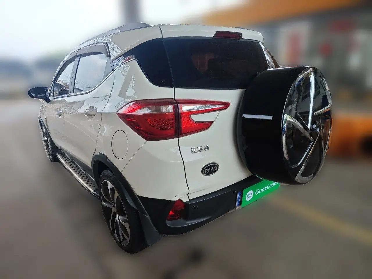 BYD Yuan 2016 1.5TID Automatic Luxury Version — миниатюра 4