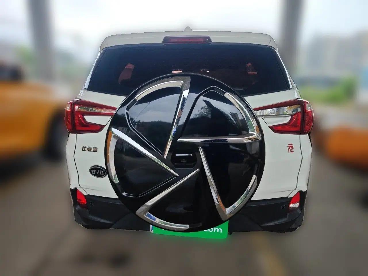 BYD Yuan 2016 1.5TID Automatic Luxury Version — миниатюра 5