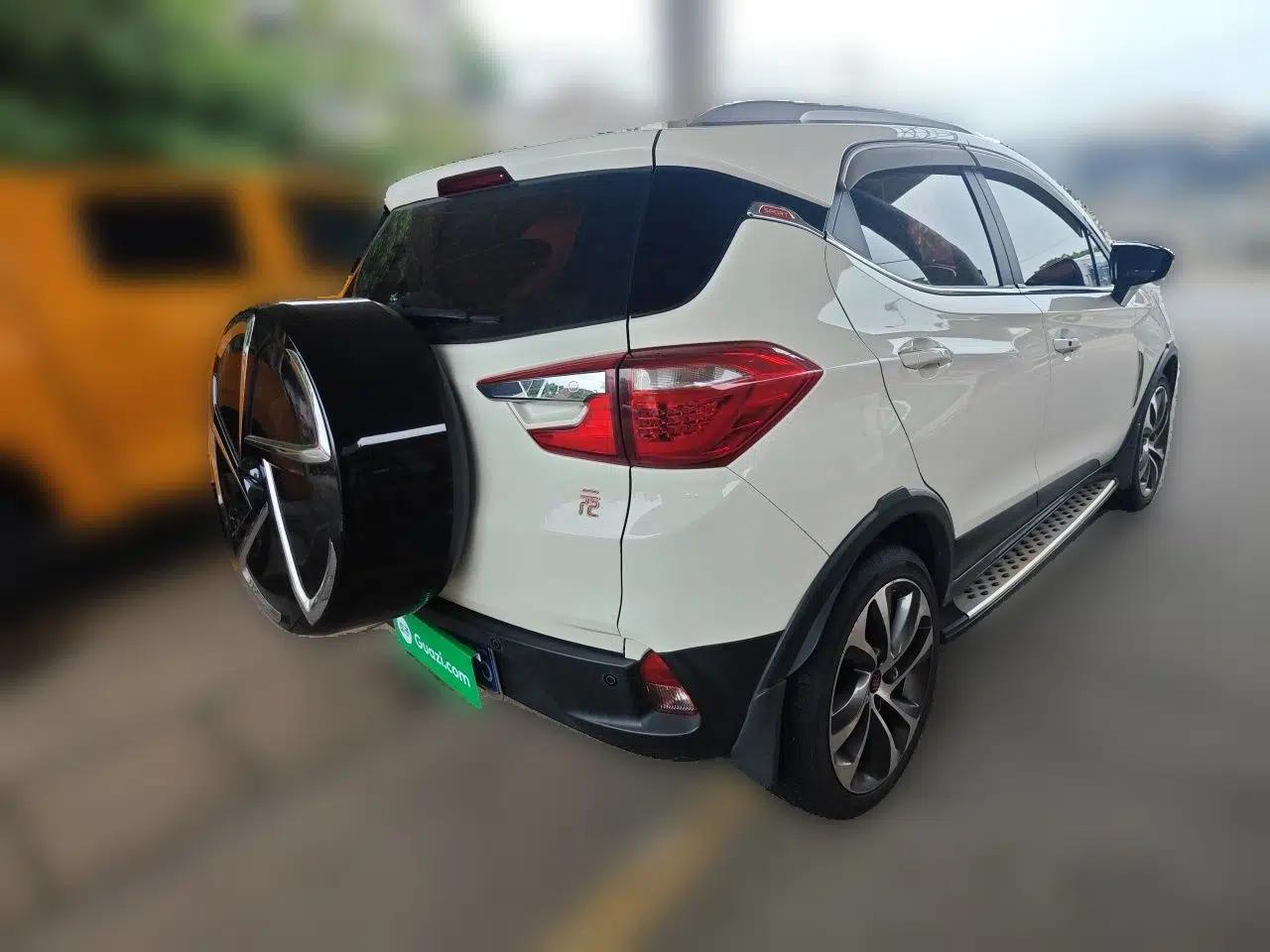 BYD Yuan 2016 1.5TID Automatic Luxury Version — миниатюра 6