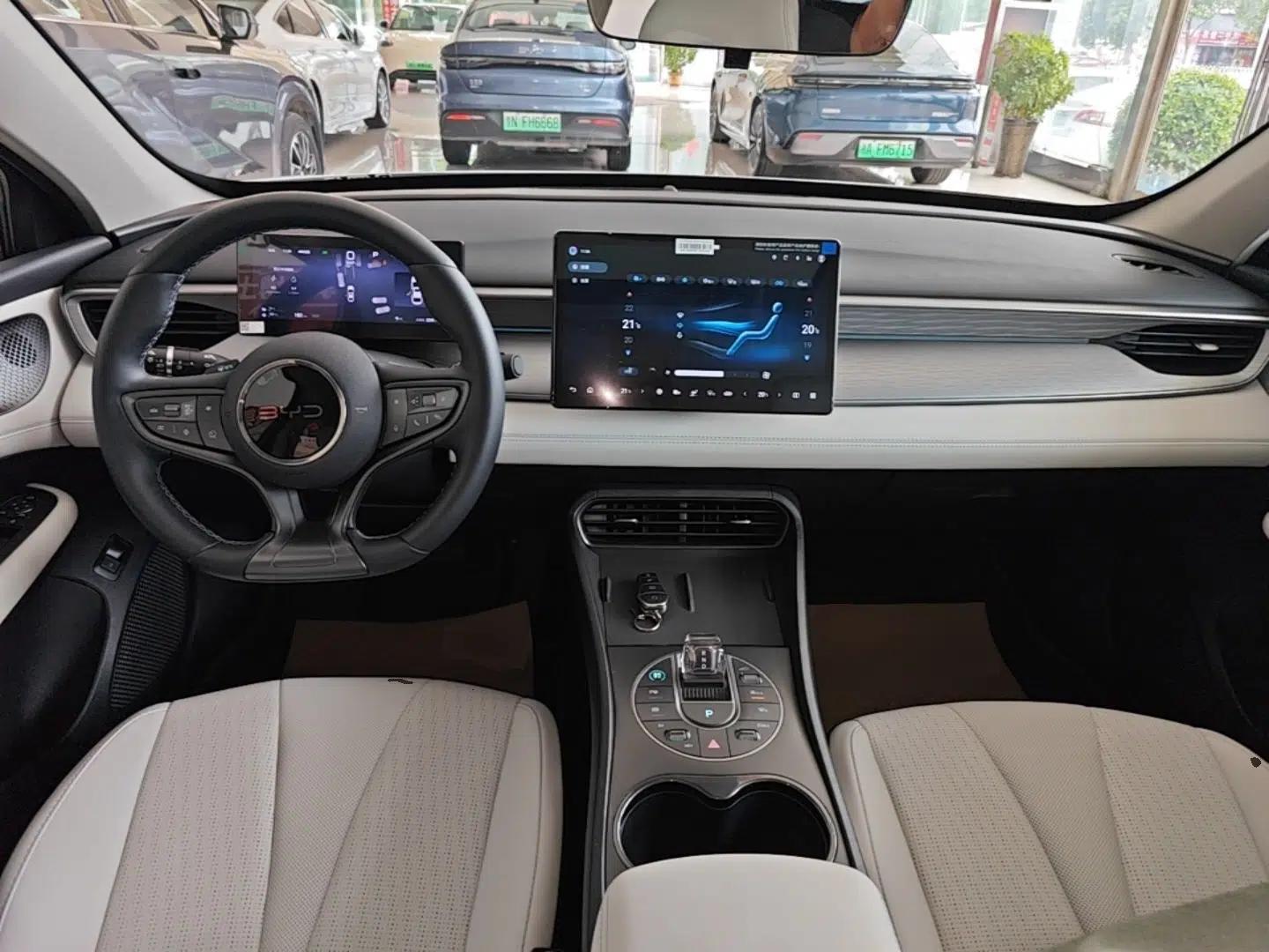BYD Seal 05 DM-i 2025 DM-i Intelligent Drive 120KM Flagship Model — миниатюра 13