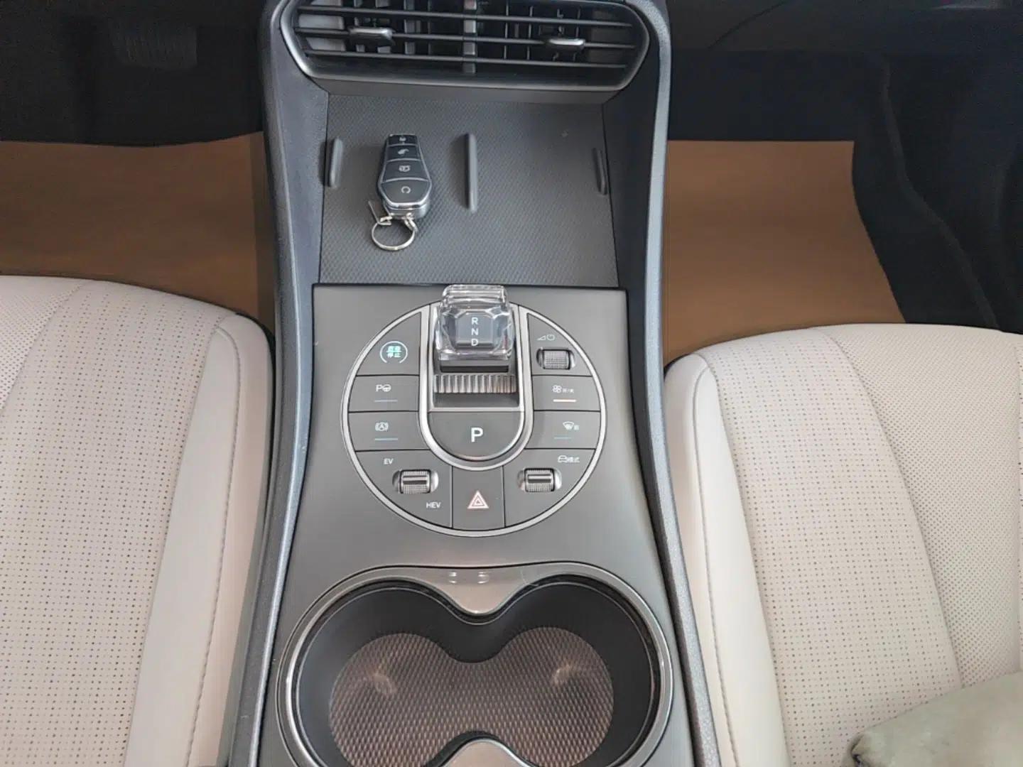 BYD Seal 05 DM-i 2025 DM-i Intelligent Drive 120KM Flagship Model — миниатюра 17