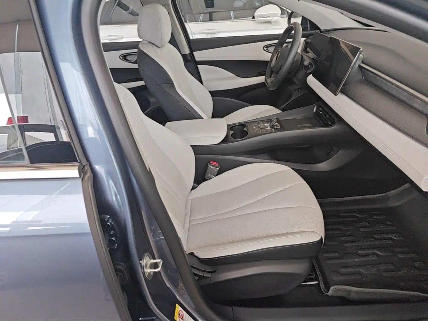 BYD Seal 05 DM-i 2025 DM-i Intelligent Drive 120KM Flagship Model — миниатюра 23