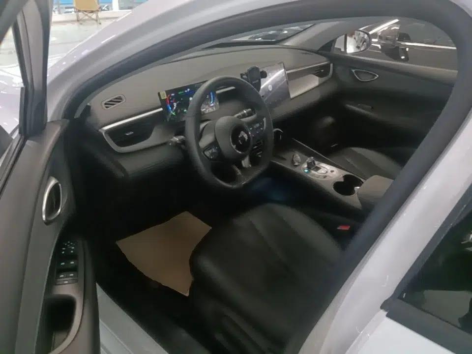BYD Seal 05 DM-i 2025 DM-i Smart Drive 55KM Luxury Model — миниатюра 18