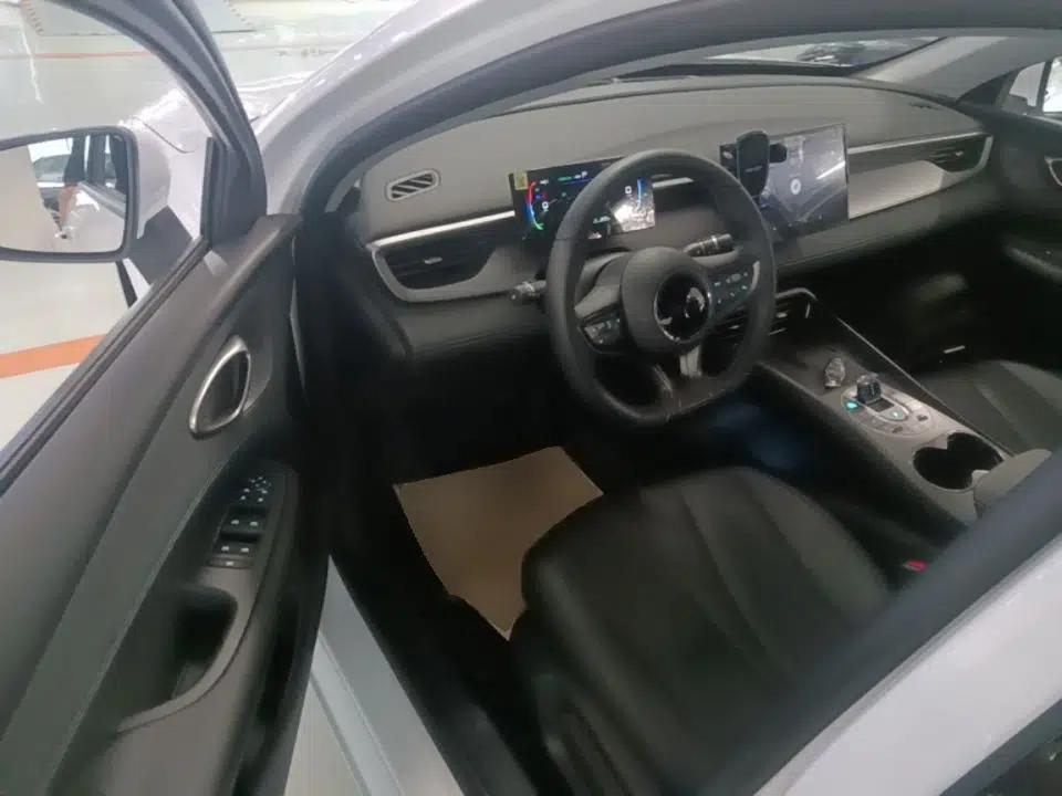 BYD Seal 05 DM-i 2025 DM-i Smart Drive 55KM Luxury Model — миниатюра 19