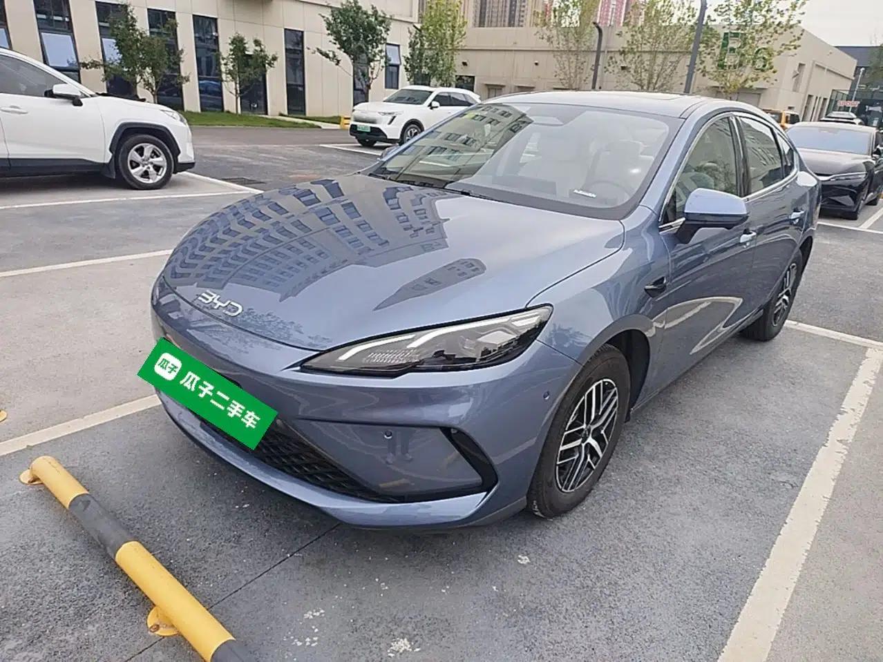 BYD Seal 05 DM-i 2025 DM-i Intelligent Drive 120KM Flagship Model — миниатюра 1