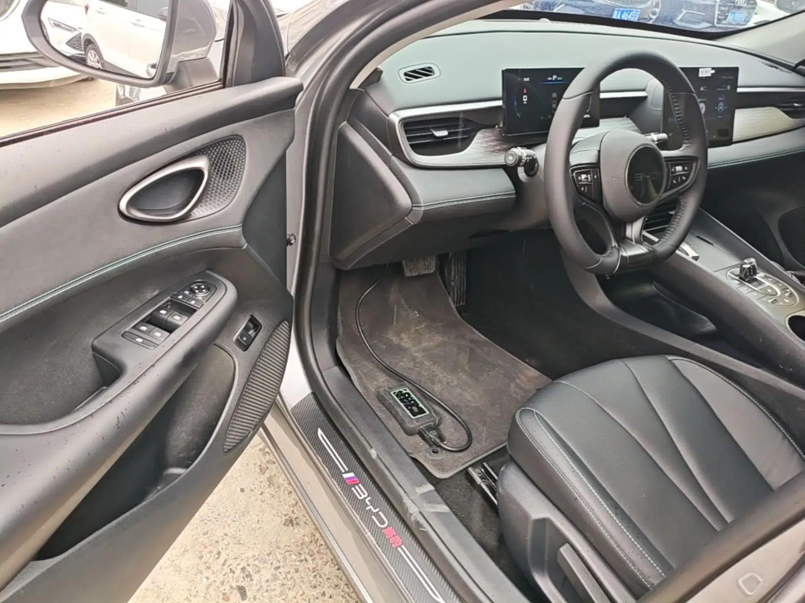 BYD Seal 05 DM-i 2025 DM-i Smart Drive 55KM Luxury Model — миниатюра 18