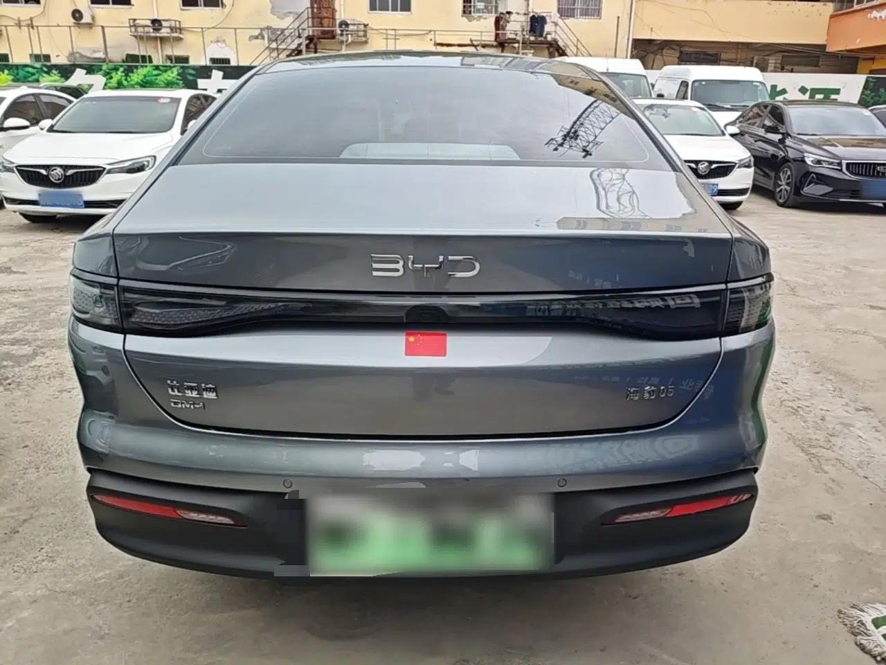 BYD Seal 05 DM-i 2025 DM-i Smart Drive 55KM Luxury Model — миниатюра 3