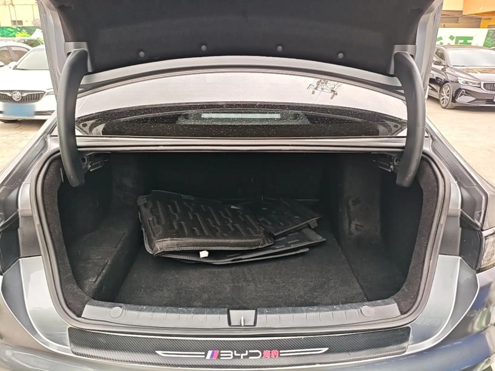 BYD Seal 05 DM-i 2025 DM-i Smart Drive 55KM Luxury Model — миниатюра 21