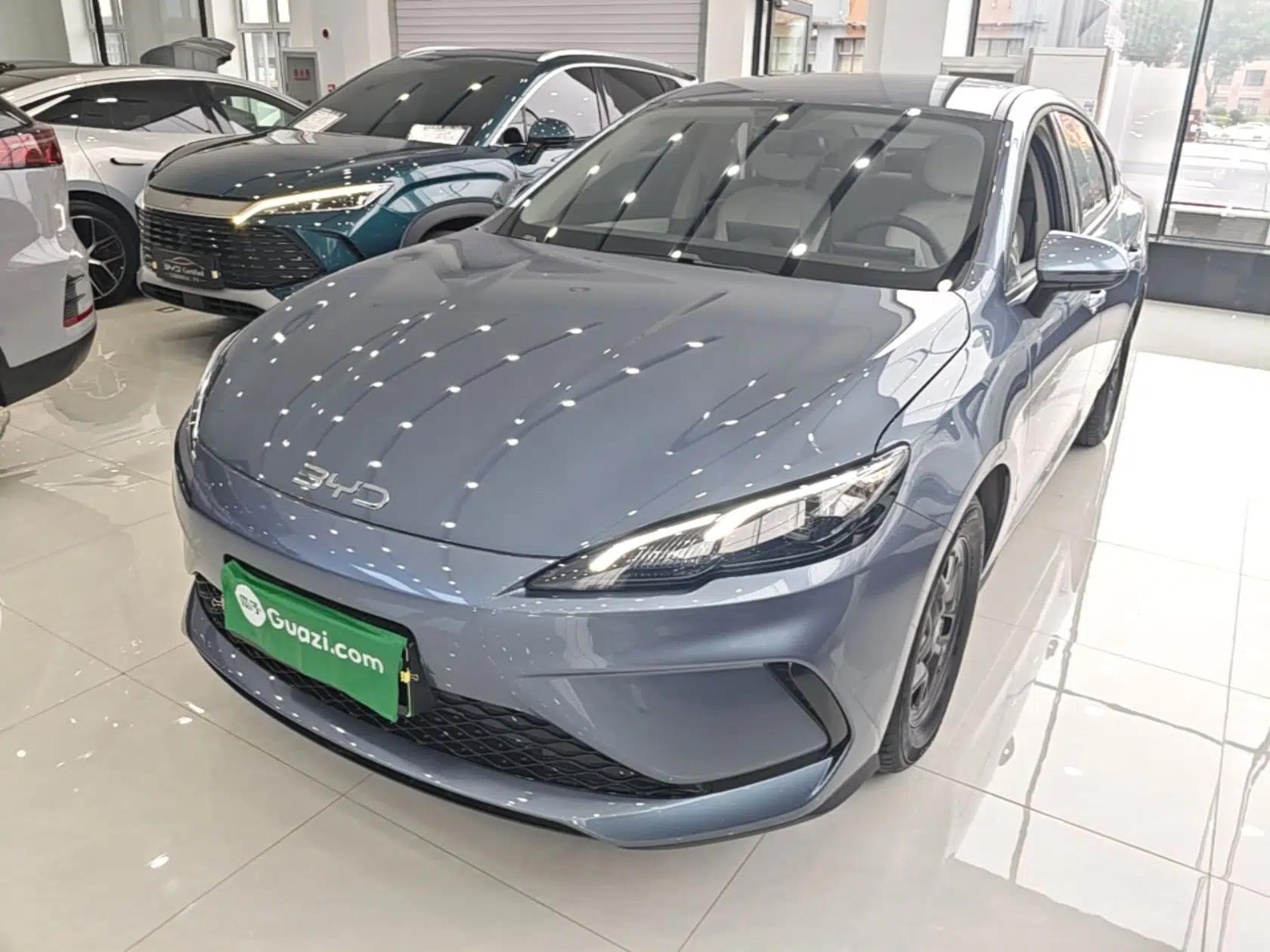 BYD Seal 05 DM-i 2025 DM-i Smart Drive 55KM Luxury Model — миниатюра 1