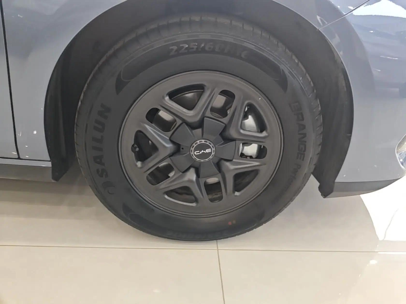 BYD Seal 05 DM-i 2025 DM-i Smart Drive 55KM Luxury Model — миниатюра 10
