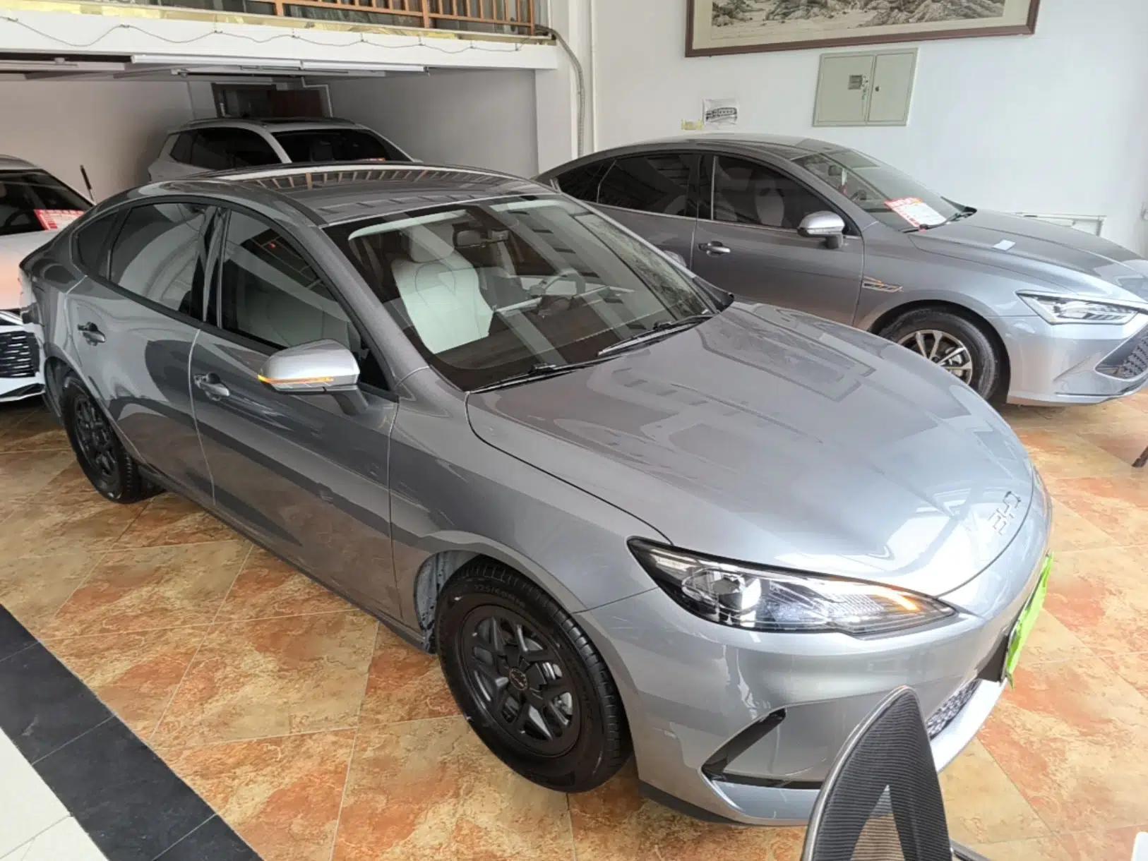 BYD Seal 05 DM-i 2025 DM-i Smart Drive 55KM Luxury Model — миниатюра 3