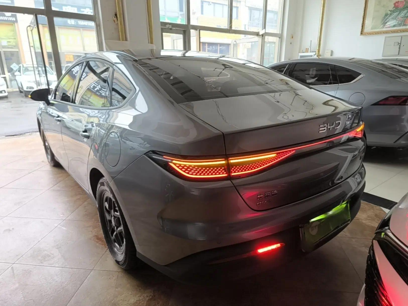 BYD Seal 05 DM-i 2025 DM-i Smart Drive 55KM Luxury Model — миниатюра 4