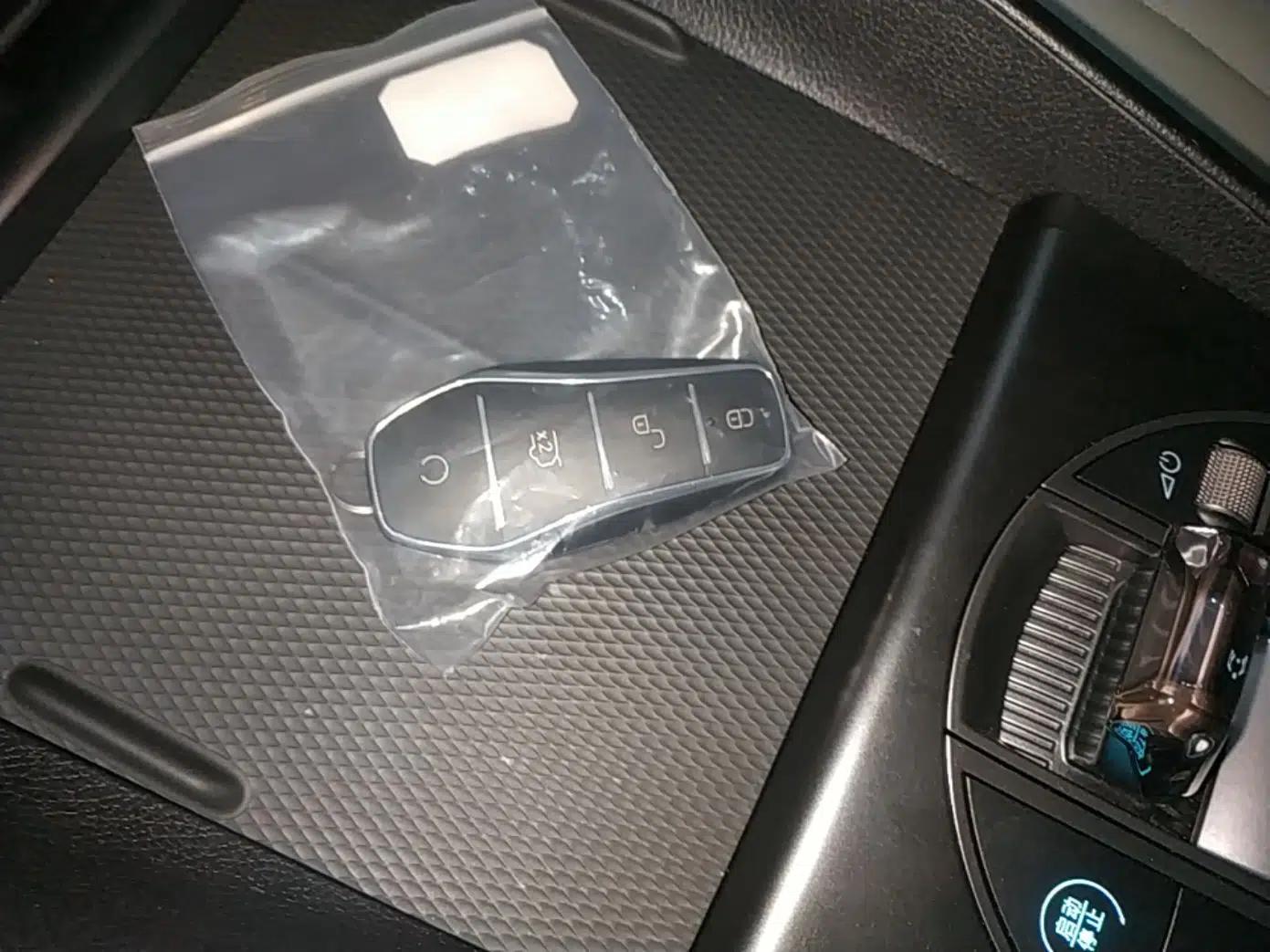 BYD Seal 05 DM-i 2025 DM-i Intelligent Drive 120KM Flagship Model — миниатюра 23