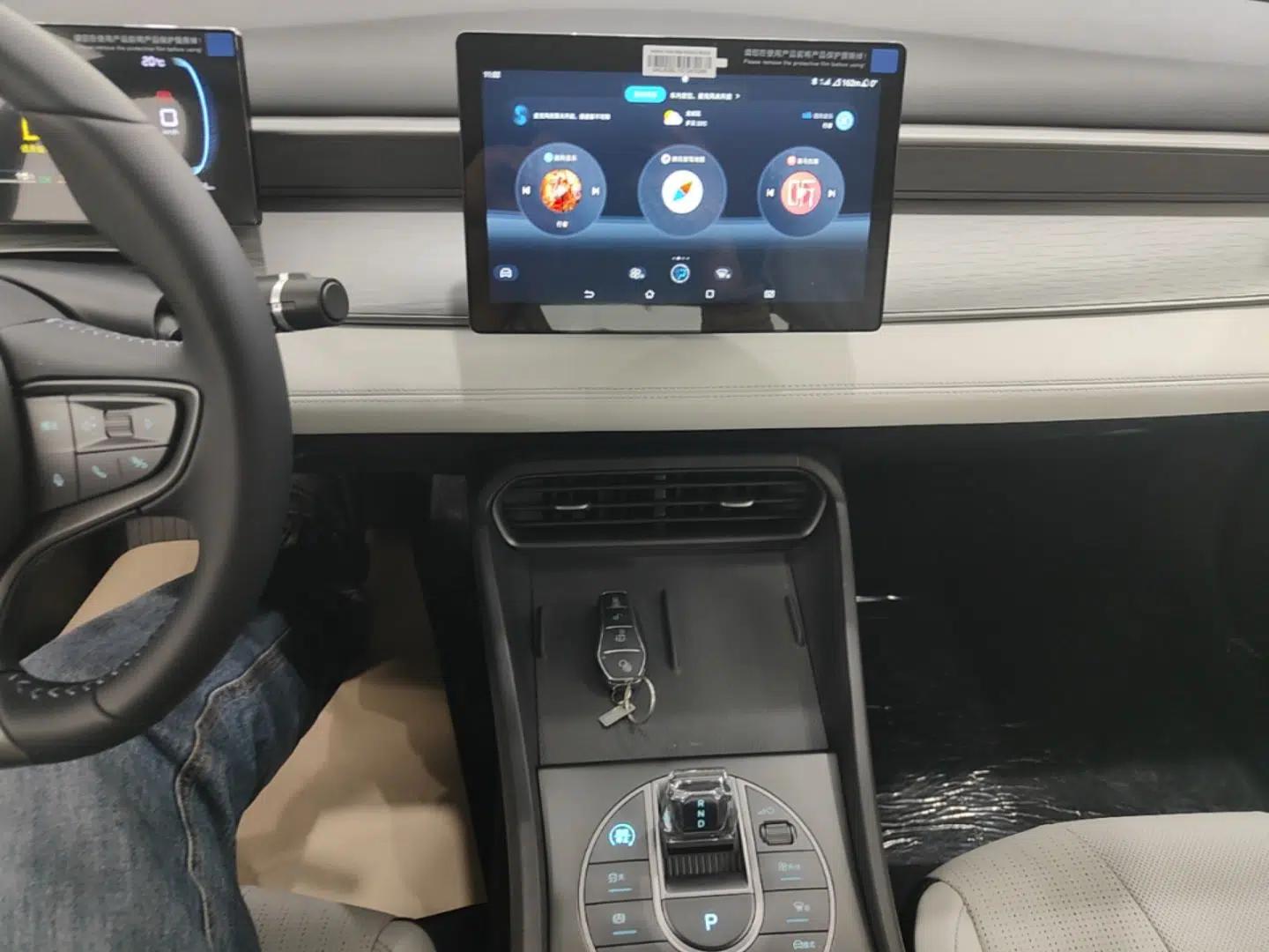 BYD Seal 05 DM-i 2025 DM-i Smart Drive 55KM Luxury Model — миниатюра 16