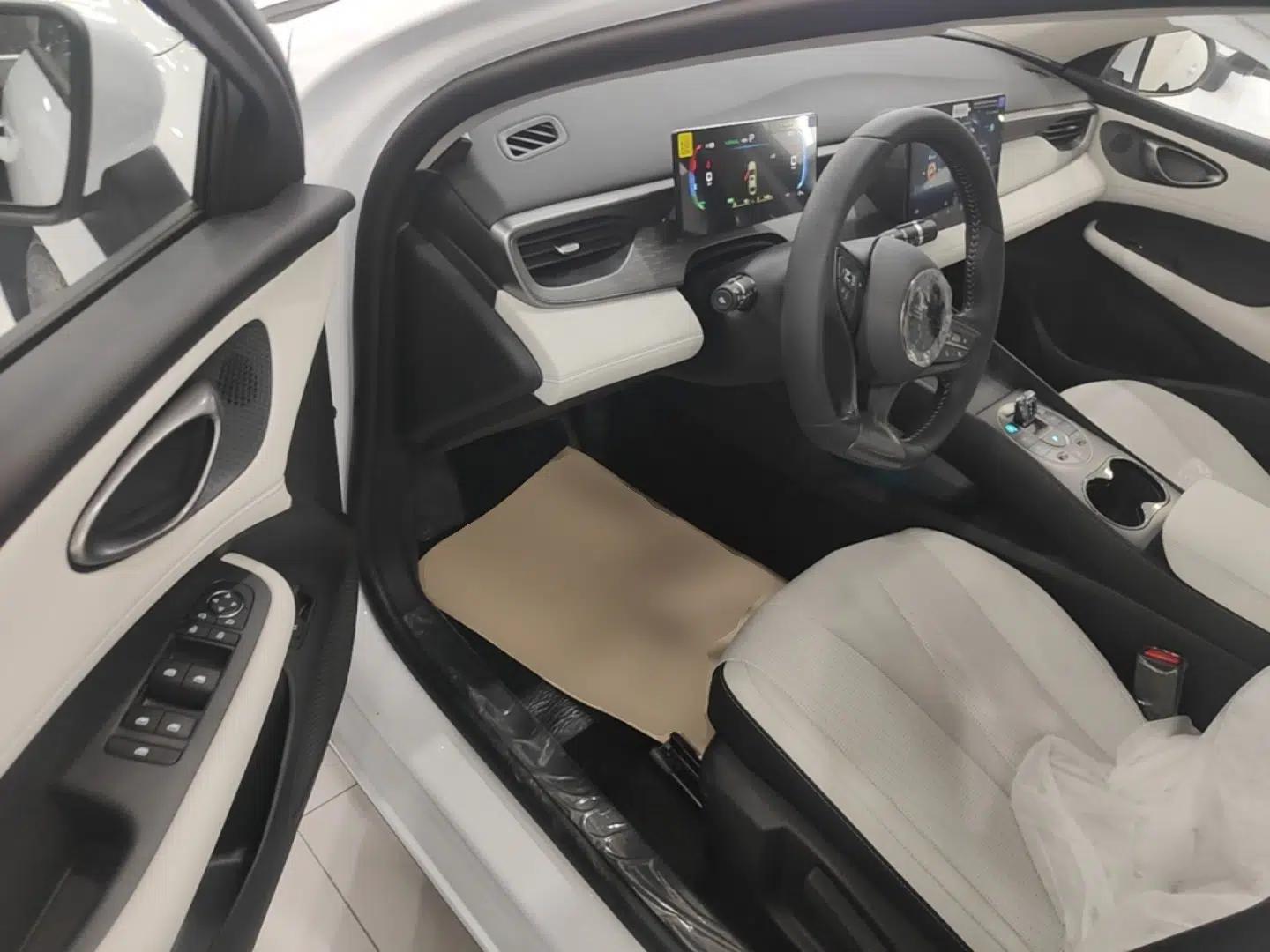 BYD Seal 05 DM-i 2025 DM-i Smart Drive 55KM Luxury Model — миниатюра 19