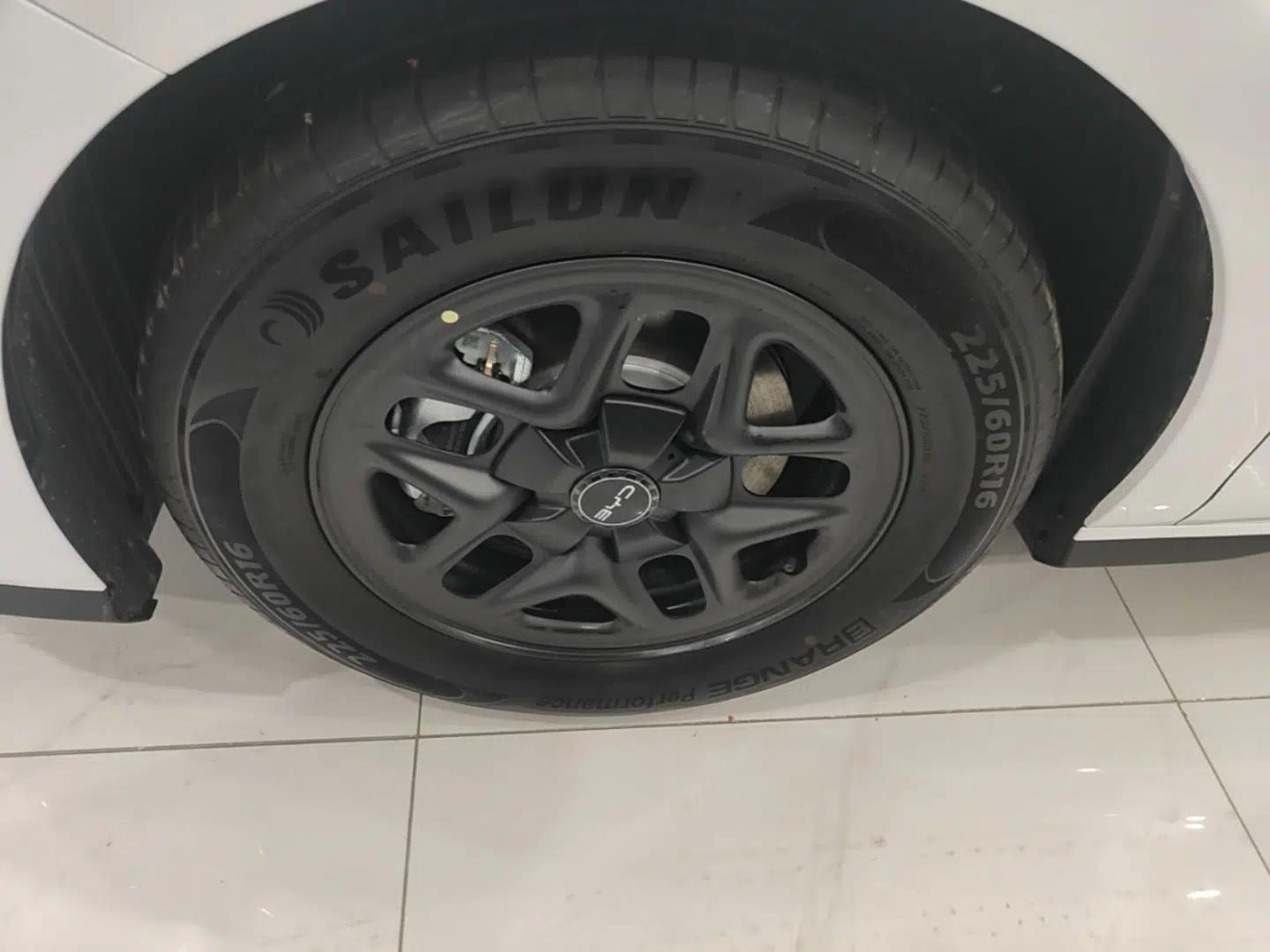 BYD Seal 05 DM-i 2025 DM-i Smart Drive 55KM Luxury Model — миниатюра 8
