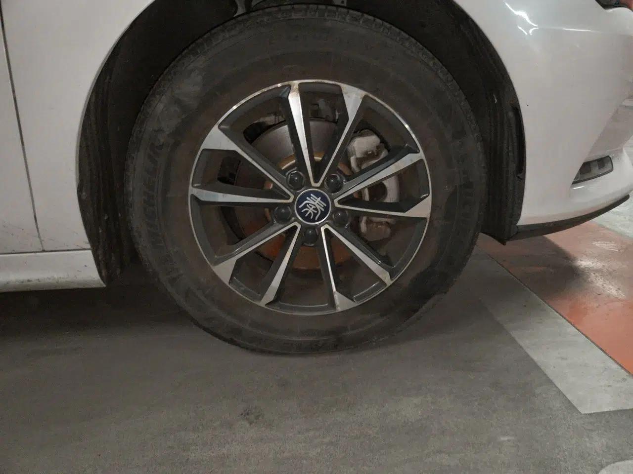 BYD Qin Pro New Energy 2019 DM Super Edition 1.5TI Automatic Smart Connect X-Trail Model China VI Standard — миниатюра 5