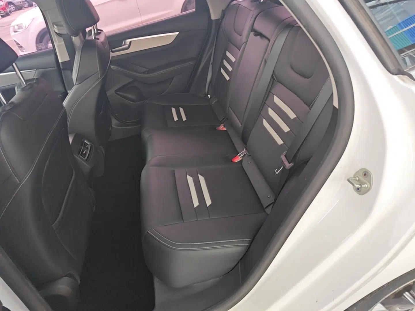 BYD Qin Pro 2018 1.5TI Automatic Smart Connect Luxury Edition — миниатюра 20