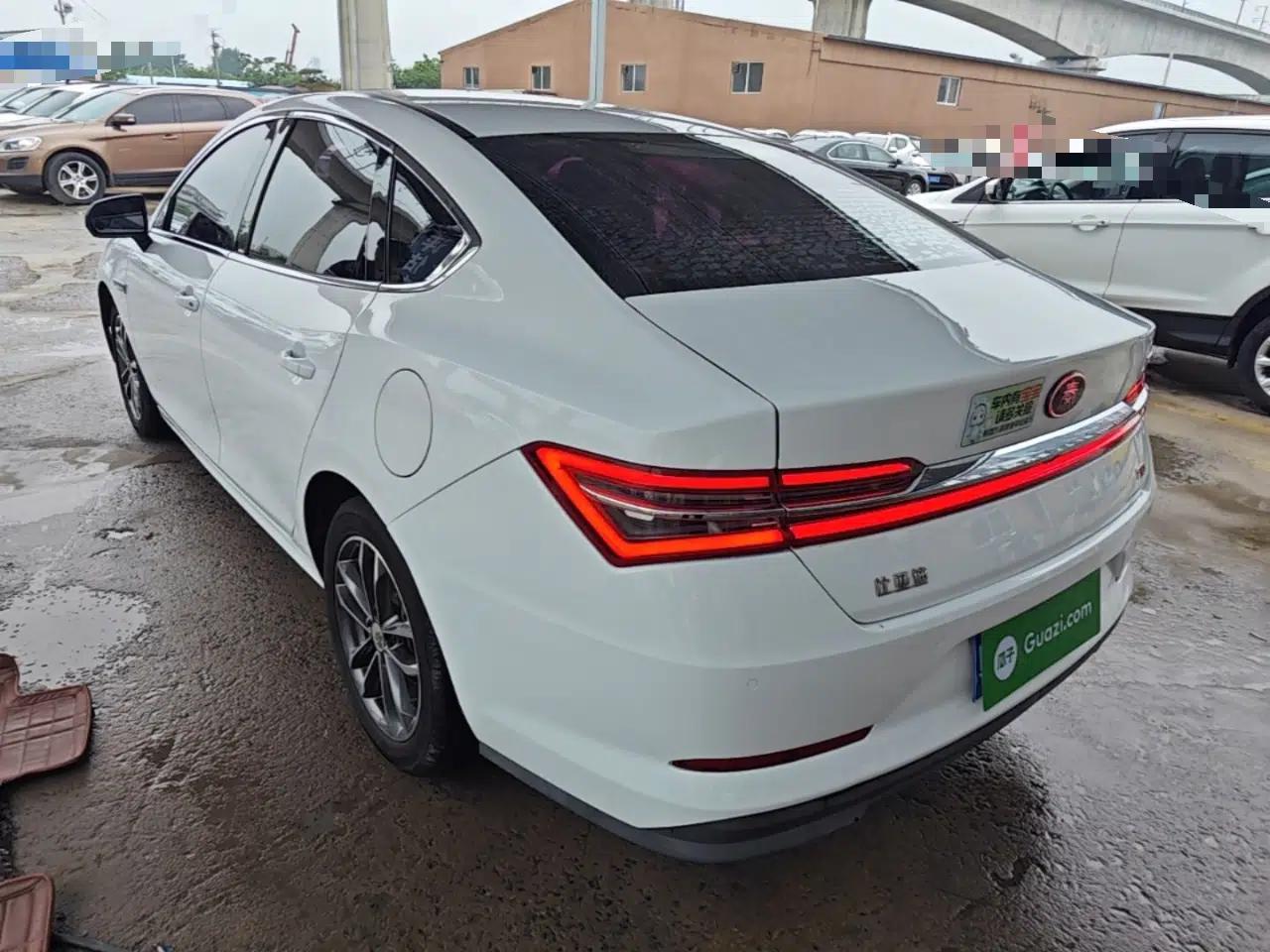 BYD Qin Pro 2018 1.5TI Automatic Smart Connect Luxury Edition — миниатюра 4