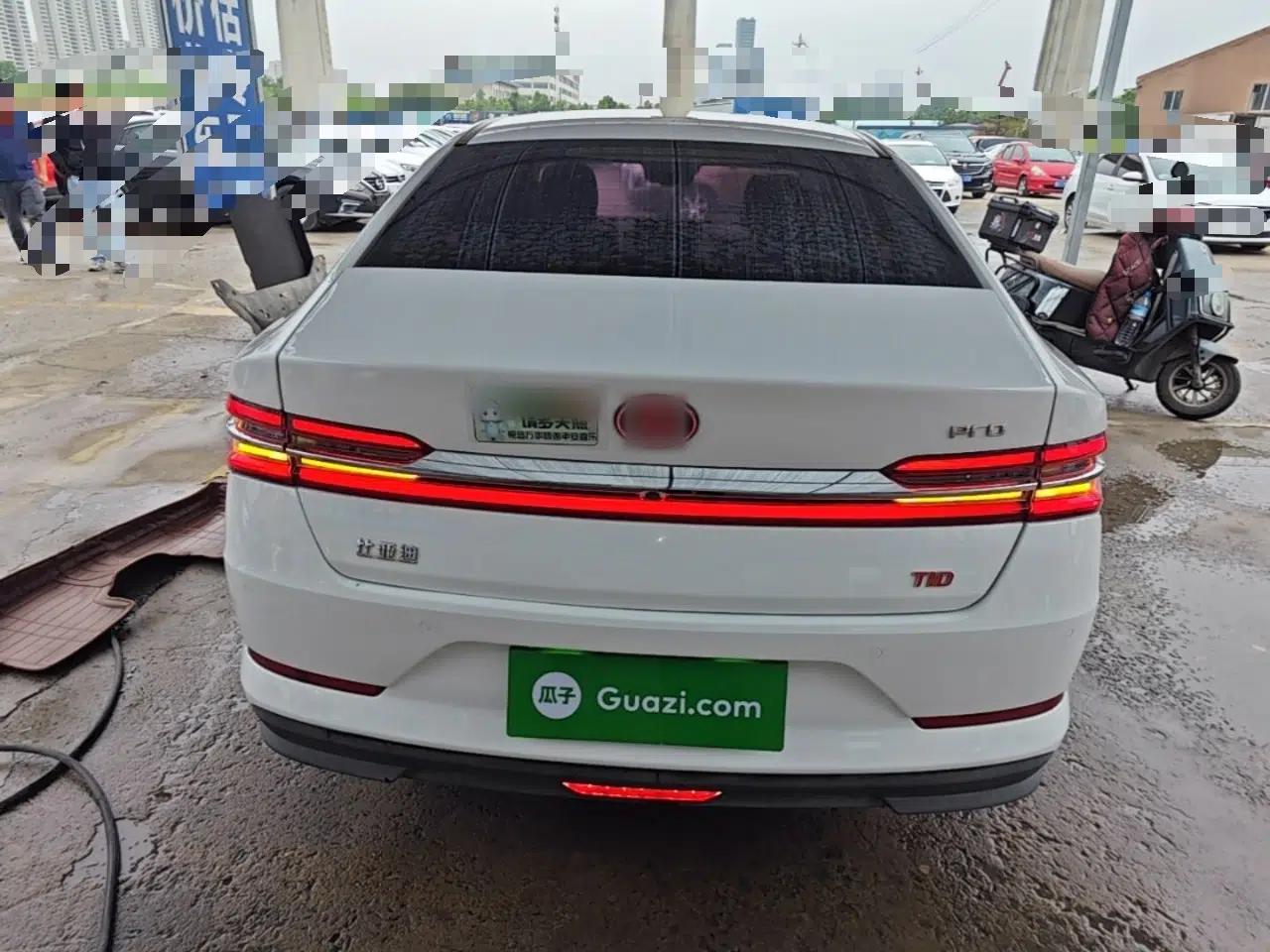 BYD Qin Pro 2018 1.5TI Automatic Smart Connect Luxury Edition — миниатюра 5