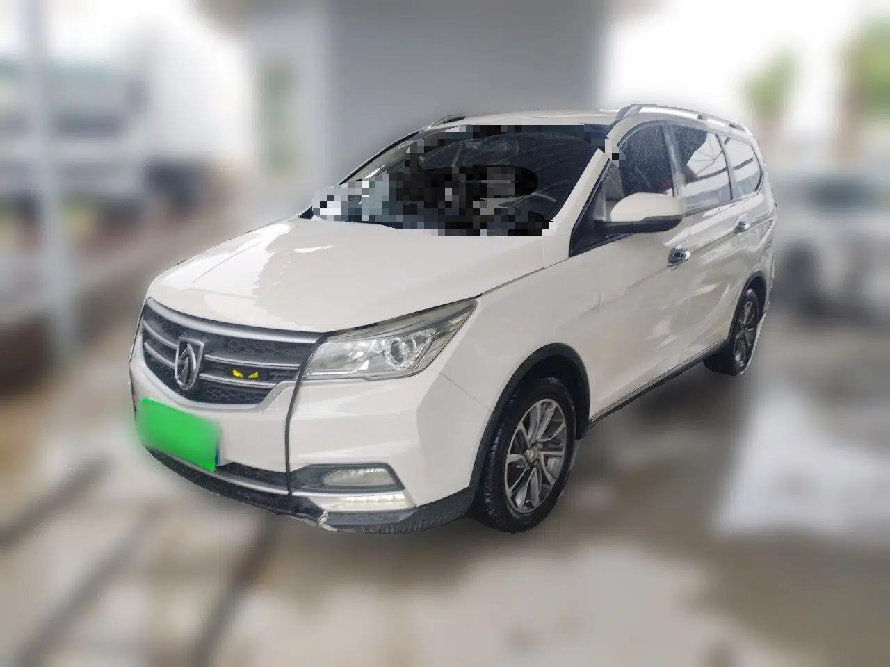 Baojun 730 2021 1.5T CVT Fashion Version 7 Seats — миниатюра 1
