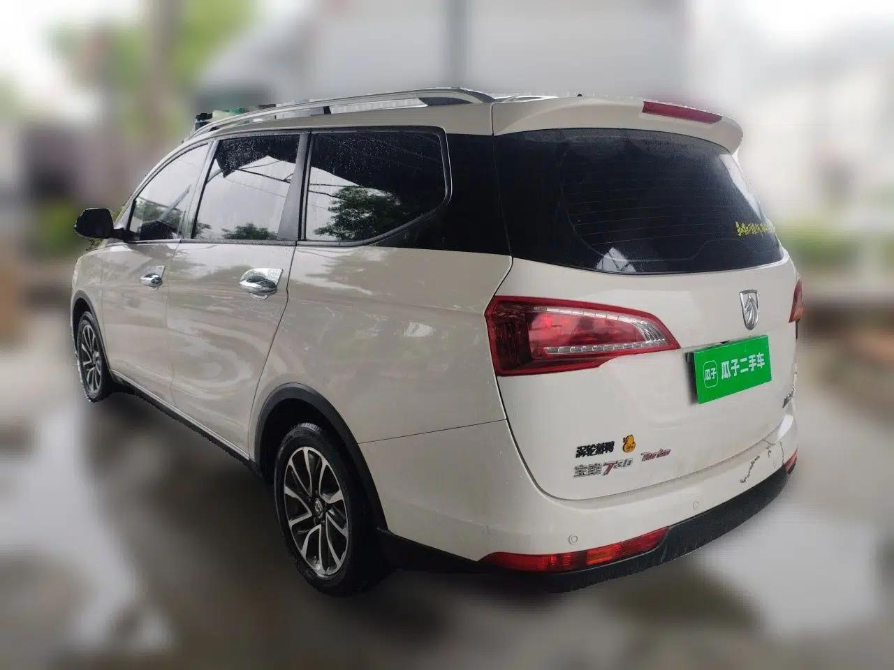 Baojun 730 2021 1.5T CVT Fashion Version 7 Seats — миниатюра 4