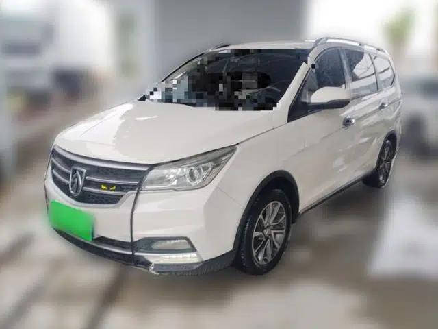 Baojun 730 2021 1.5T CVT Fashion Version 7 Seats