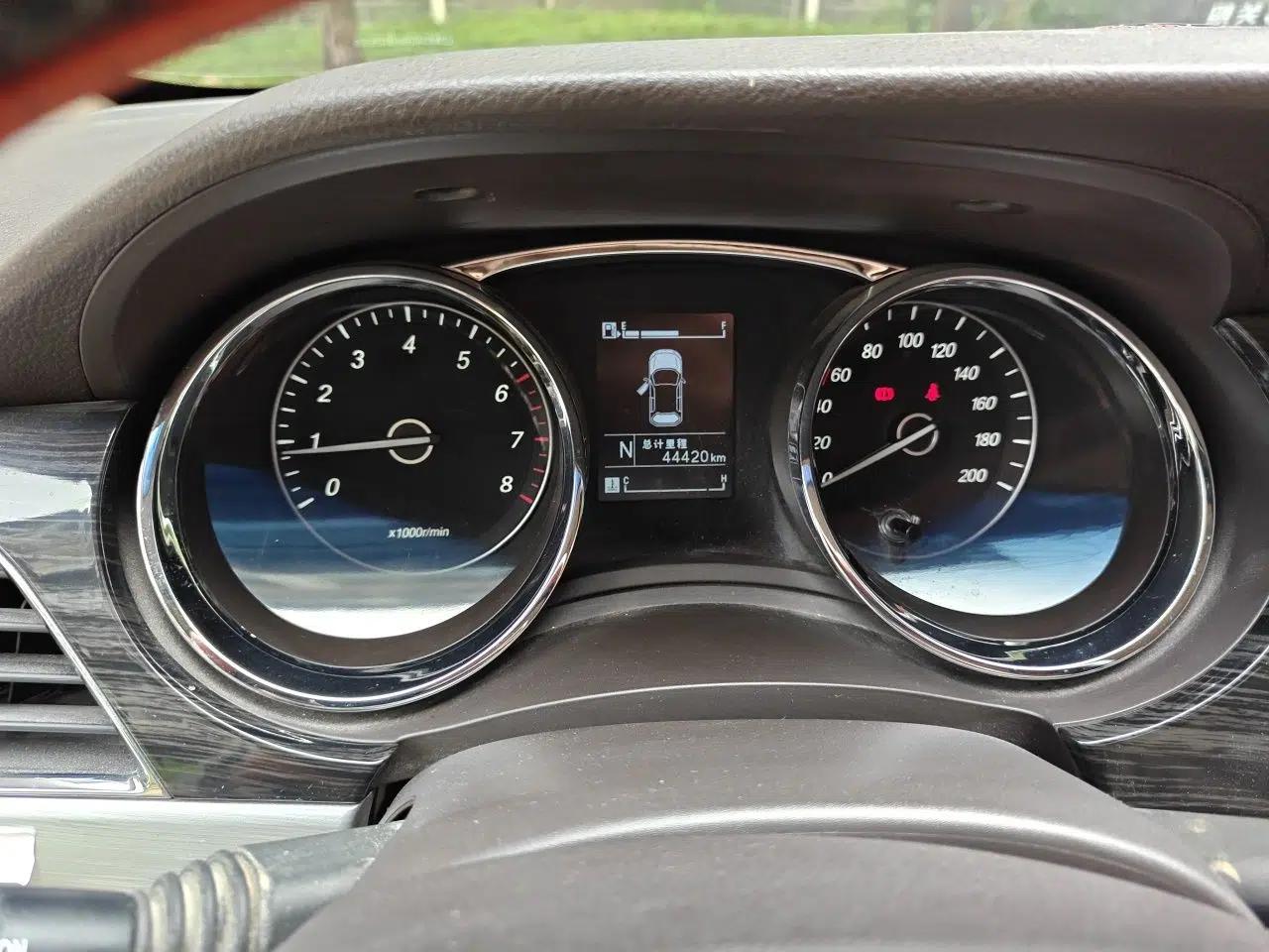 Baojun 730 2016 1.8L iAMT Luxury Model 7 Seats — миниатюра 12