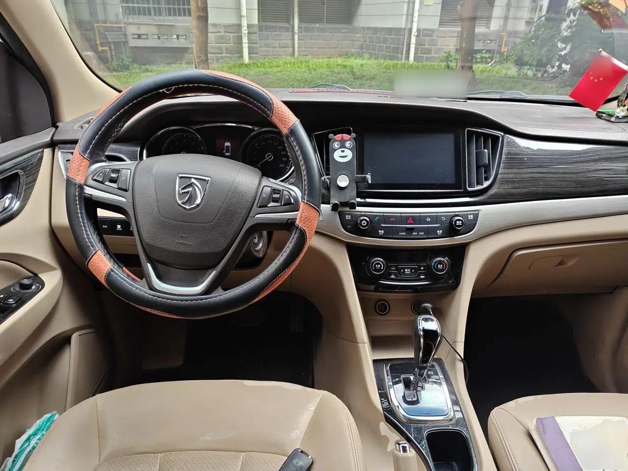 Baojun 730 2016 1.8L iAMT Luxury Model 7 Seats — миниатюра 10