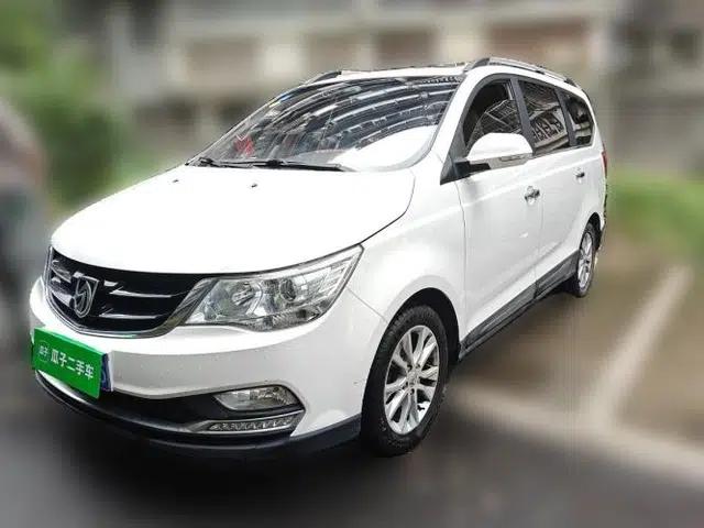 Baojun 730 2016 1.8L iAMT Luxury Model 7 Seats