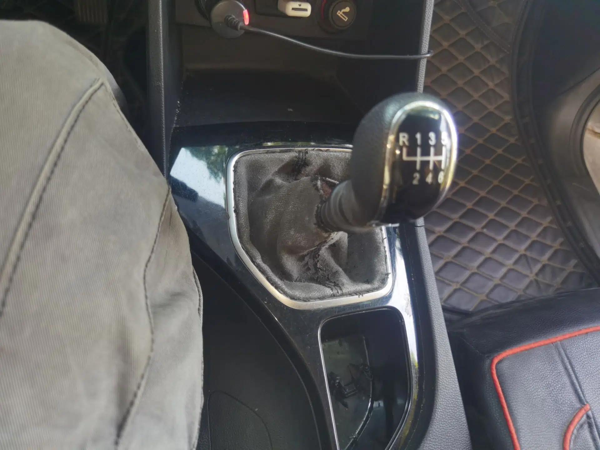Baojun 730 2019 1.5T Manual Fashion Model 7-seater China VI — миниатюра 15