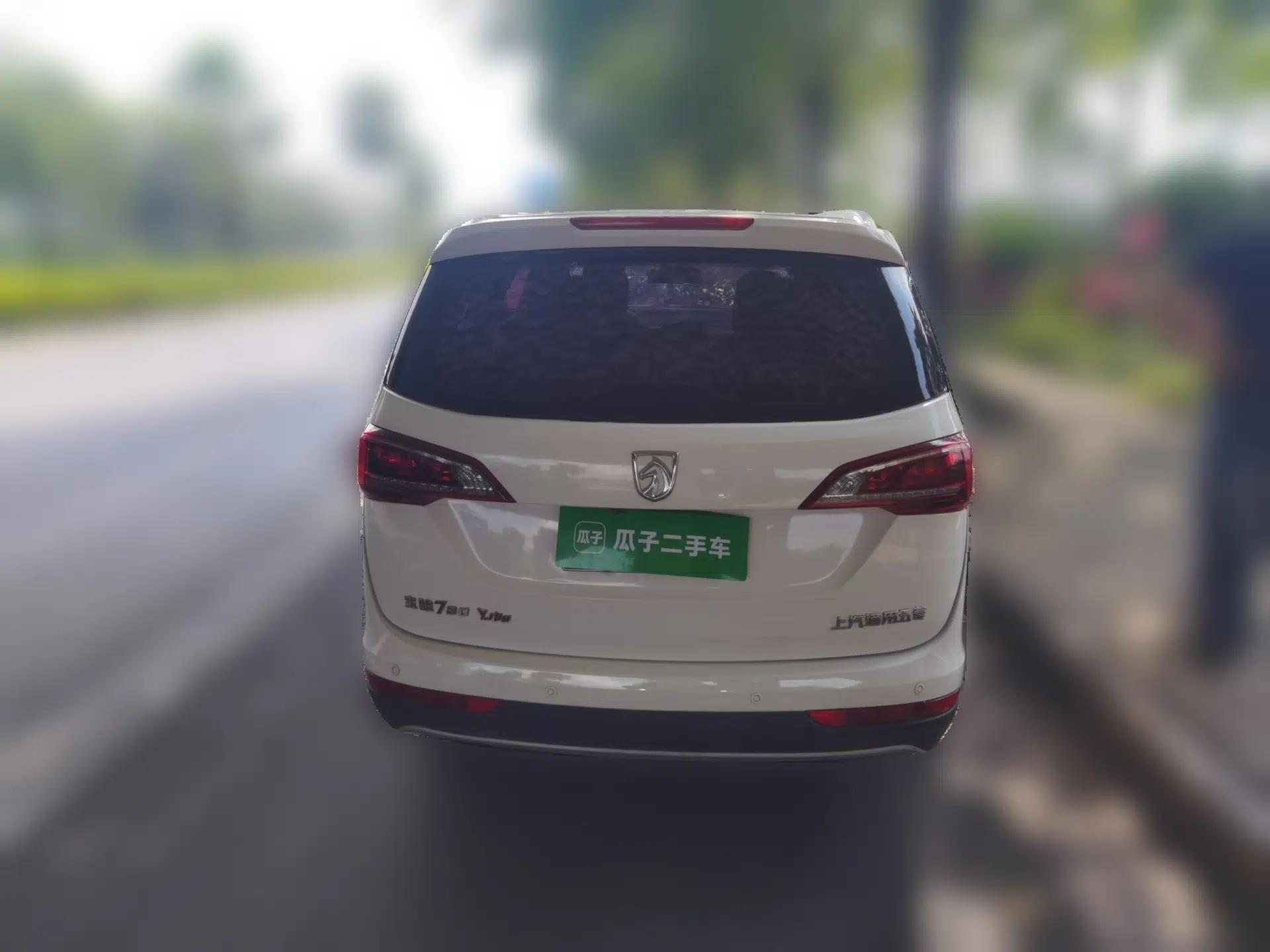Baojun 730 2019 1.5T Manual Fashion Model 7-seater China VI — миниатюра 5