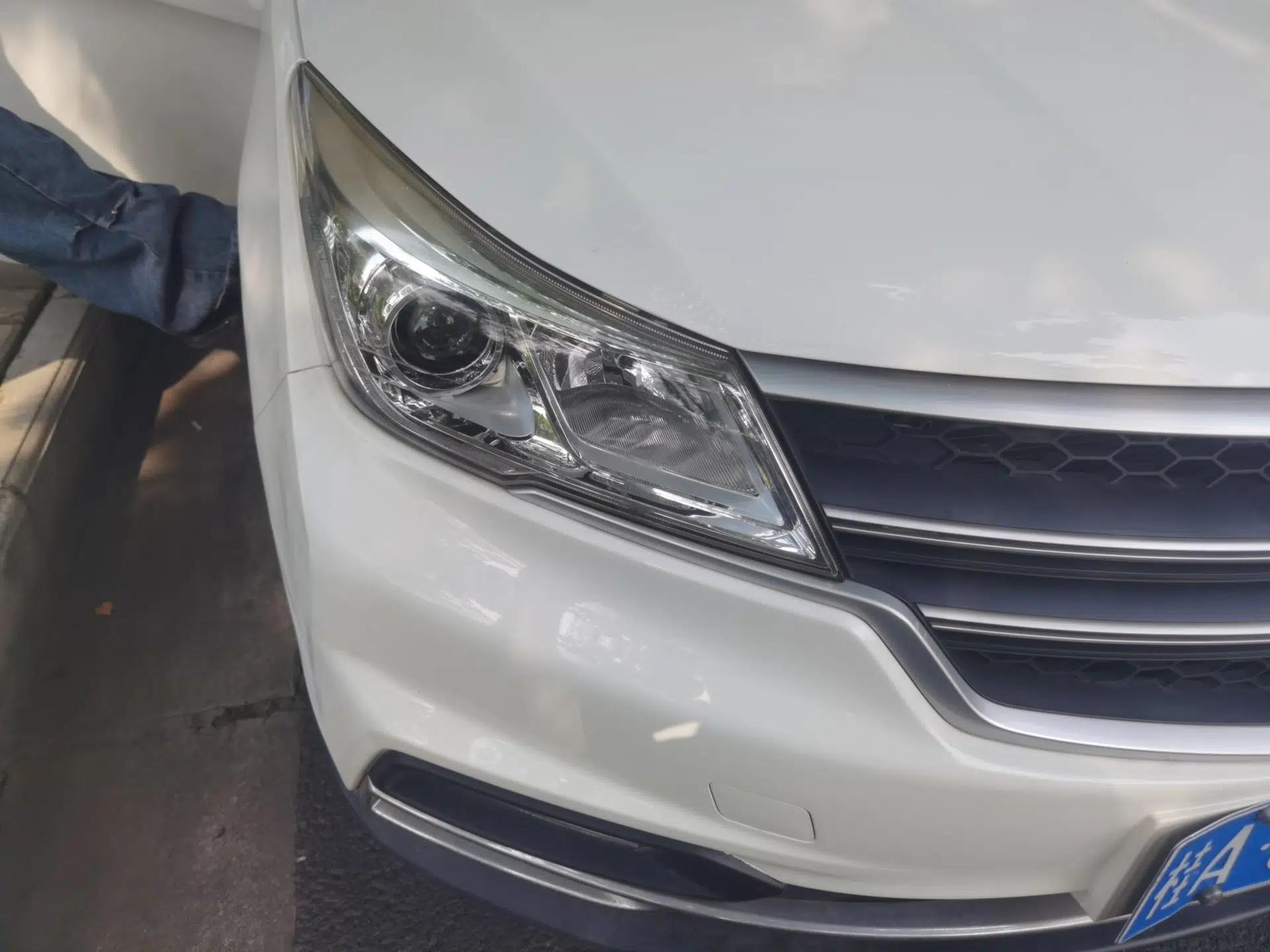 Baojun 730 2019 1.5T Manual Fashion Model 7-seater China VI — миниатюра 7