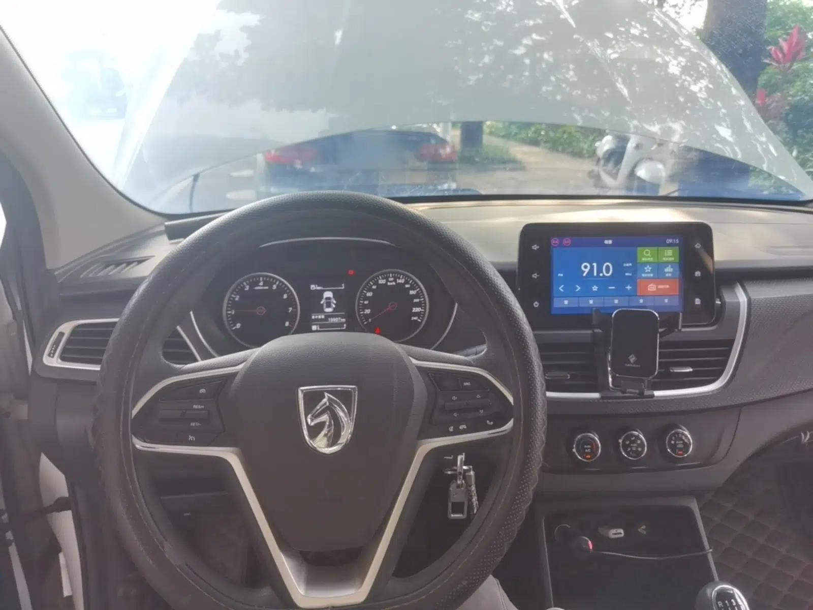 Baojun 730 2019 1.5T Manual Fashion Model 7-seater China VI — миниатюра 10