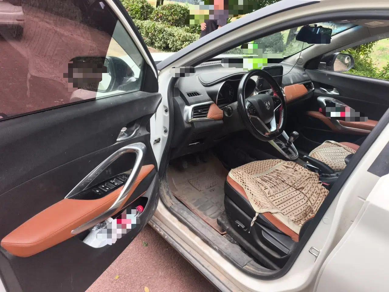 Baojun 510 2017 1.5L Manual Luxury Model — миниатюра 17