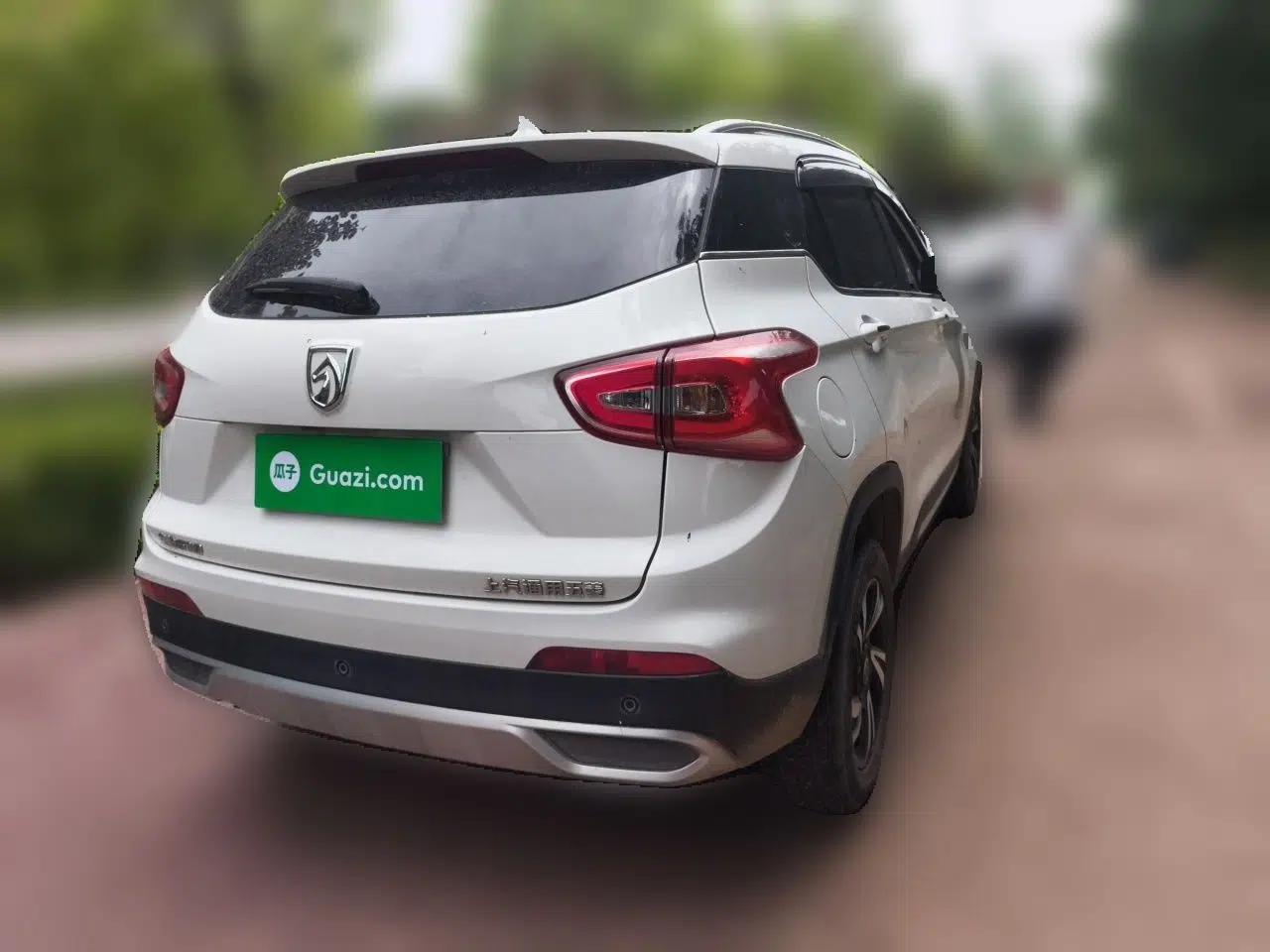 Baojun 510 2017 1.5L Manual Luxury Model — миниатюра 6