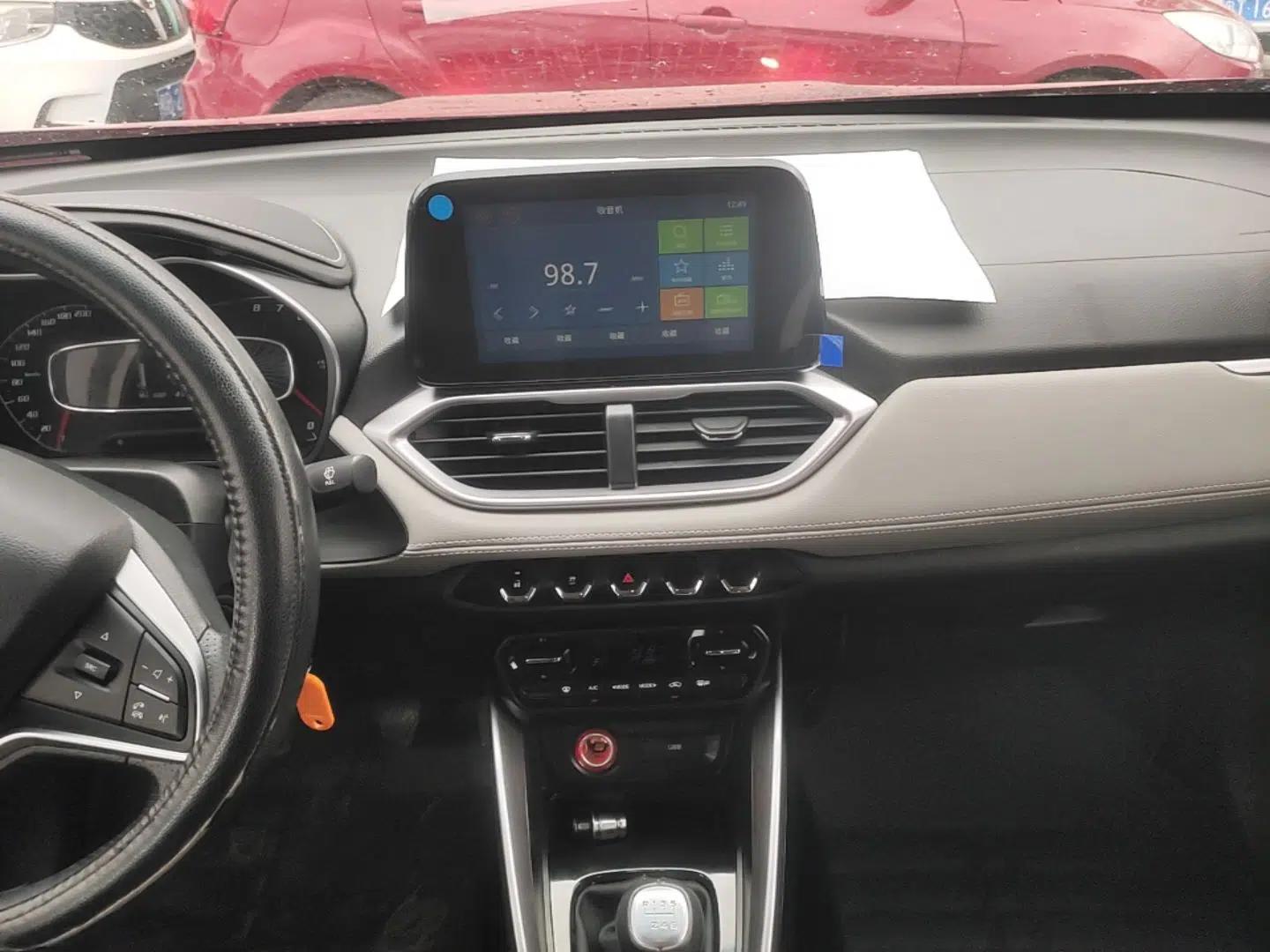 Baojun 510 2017 1.5L Manual Fashion Model — миниатюра 15