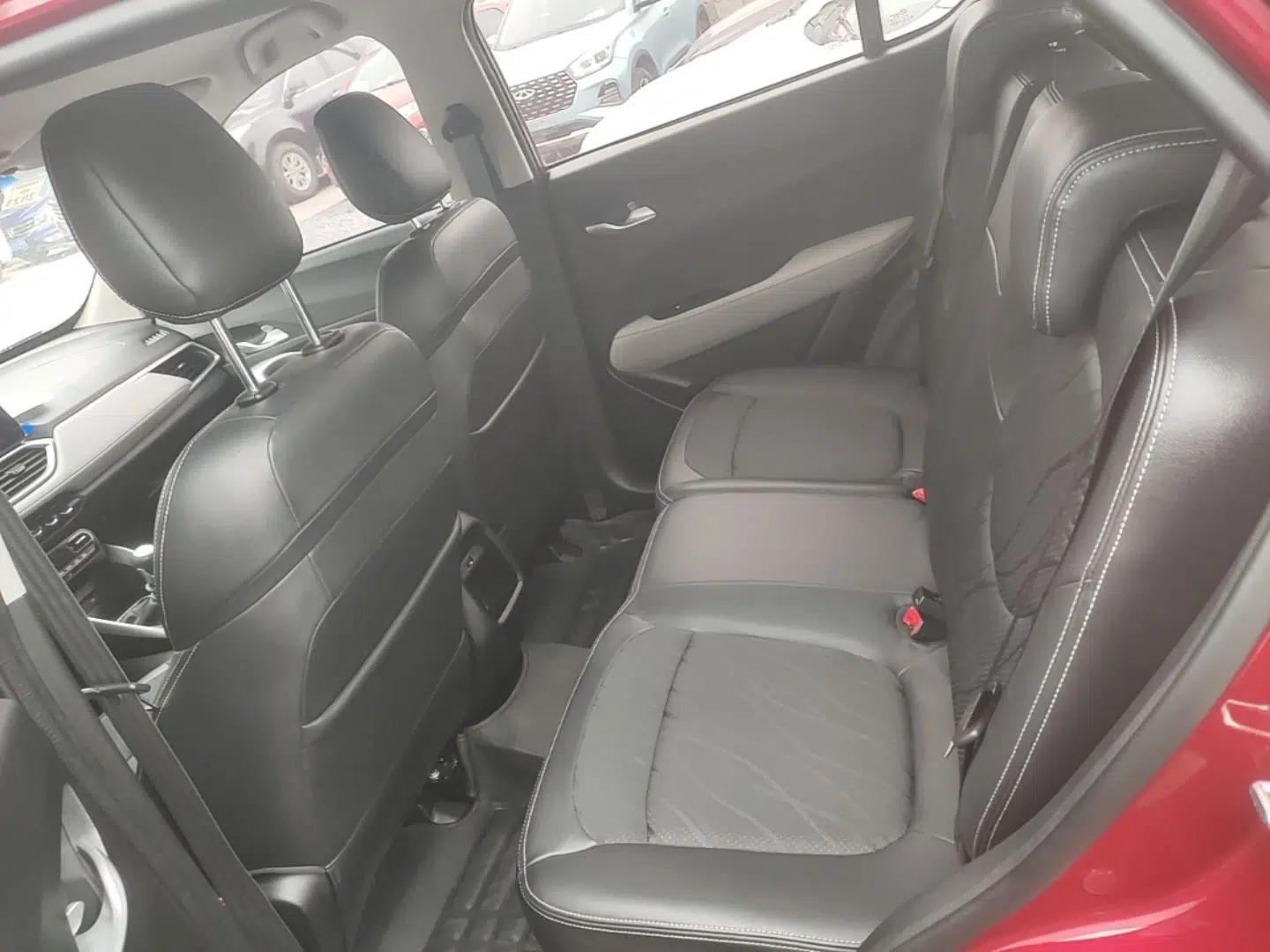 Baojun 510 2017 1.5L Manual Fashion Model — миниатюра 19