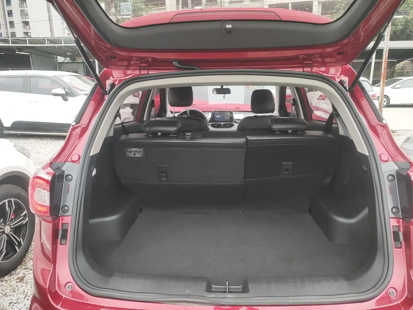 Baojun 510 2017 1.5L Manual Fashion Model — миниатюра 21