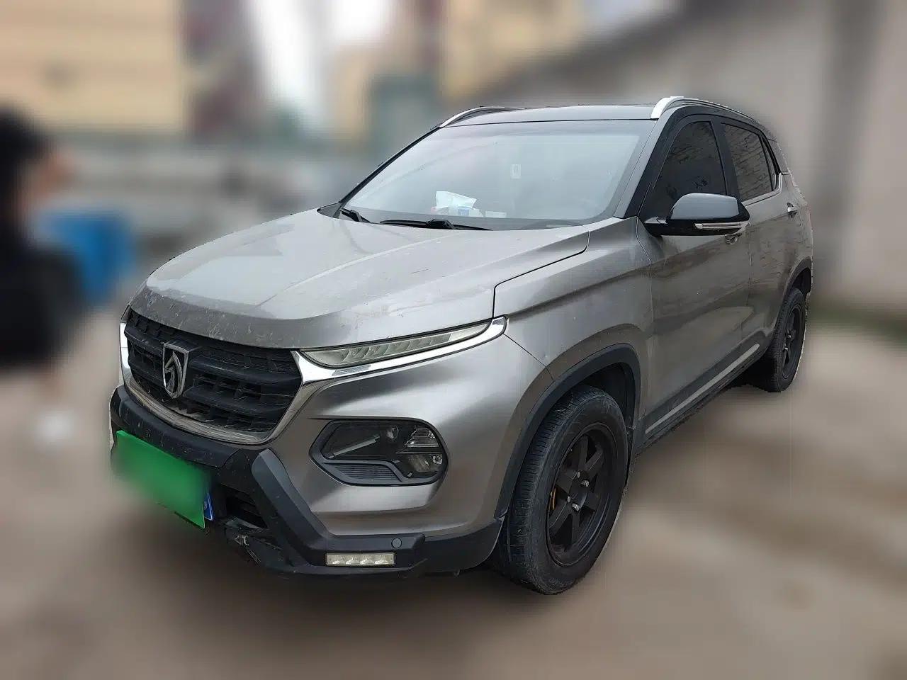 Baojun 510 2017 1.5L Manual Luxury Model — миниатюра 1